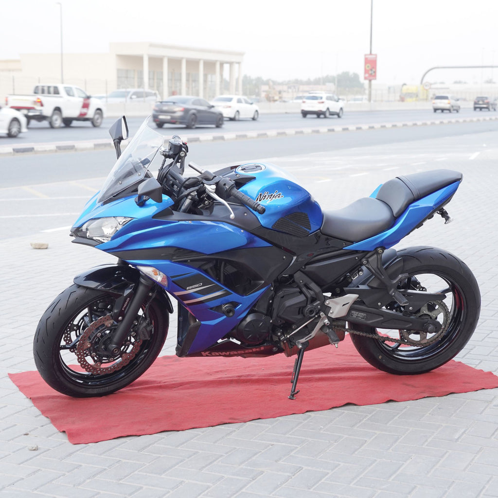 للبيع كاواساكي نينجا 650 سي سي موديل 2019 - اتصل الآن على 00971555598040