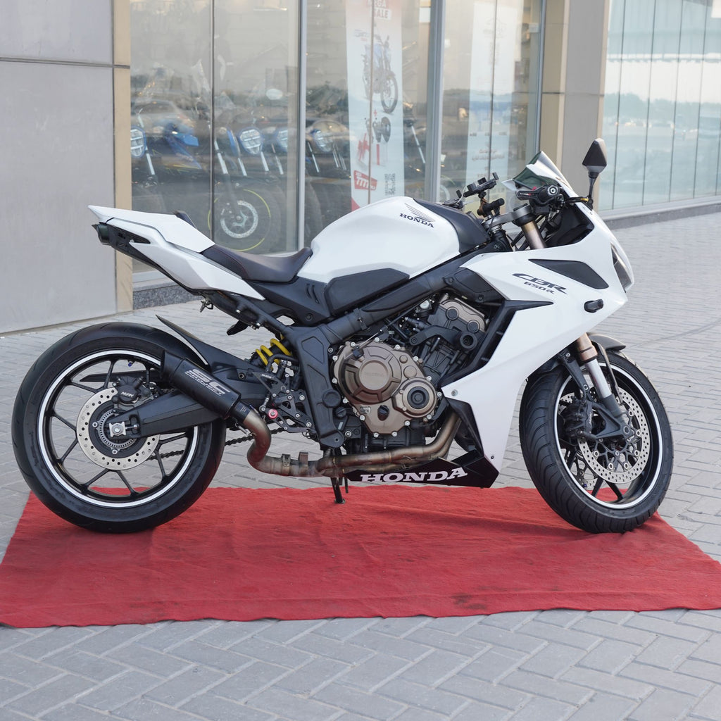 هوندا CBR 650R موديل 2021 للبيع - اتصل الآن على +971555598040