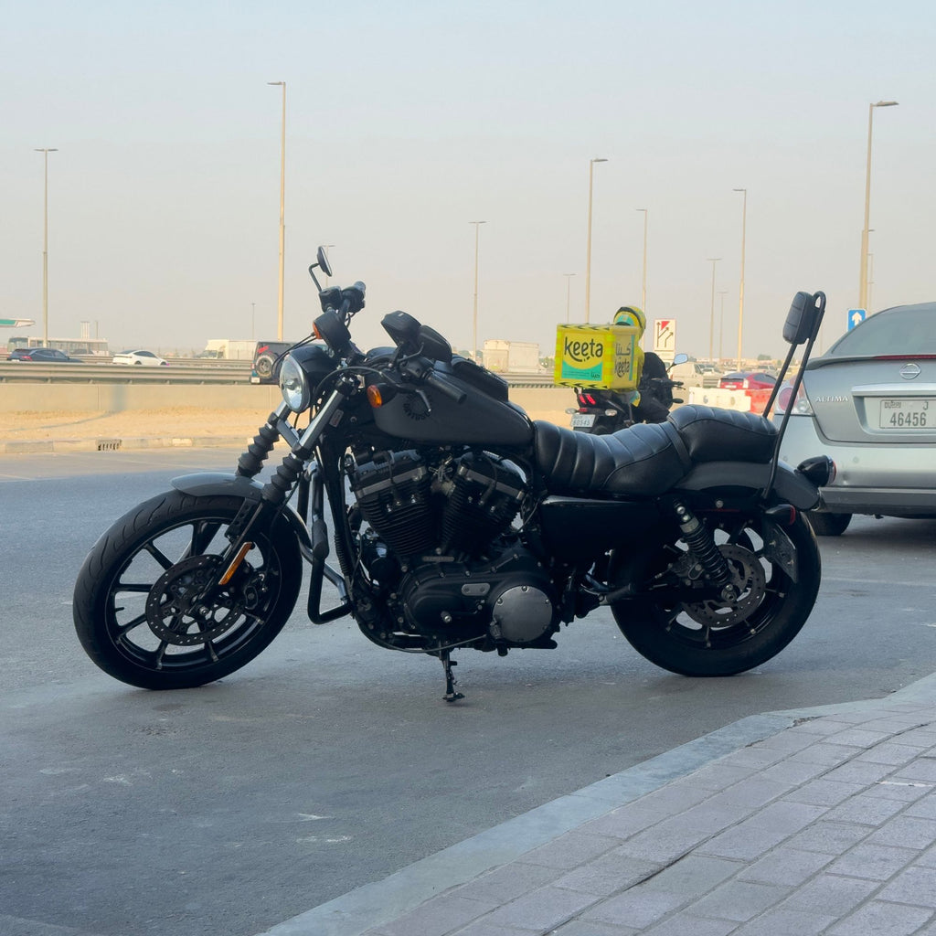 Used 2022 Harley Davidson Iron 883 Cruiser Motorcycle for Sale In Dubai