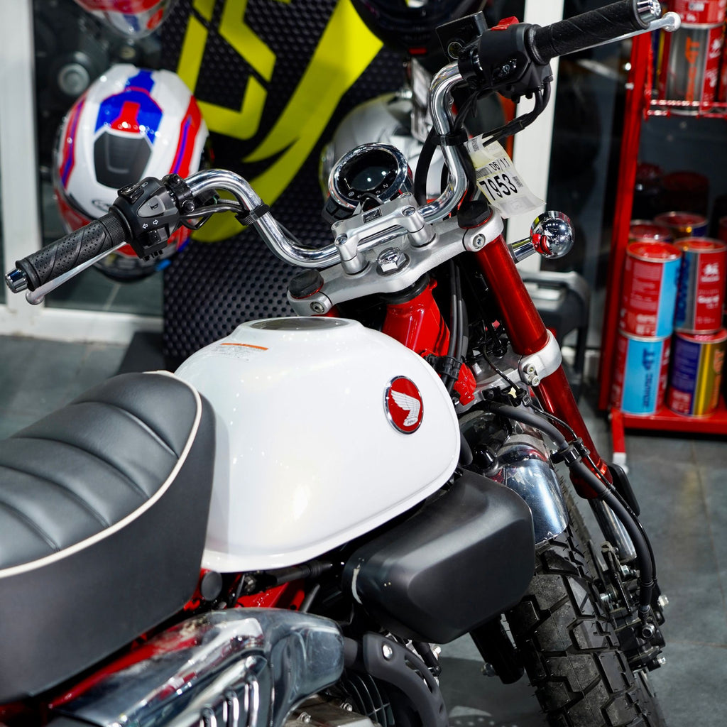 Brand New 2025 Honda Monkey Retro Style Mini Motorcycle for Sale In Abudhabi