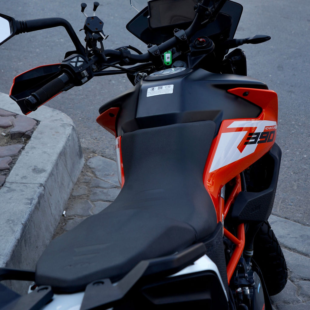 Used 2023 KTM 390 DUKE Adventure Street Bike for Sale In Abudhabi