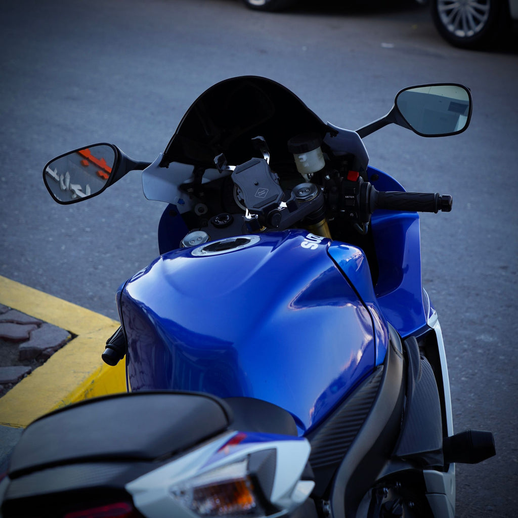 Used 2024 Suzuki GSX-R750 Sportbike for Sale In Abudhabi - 0555546678